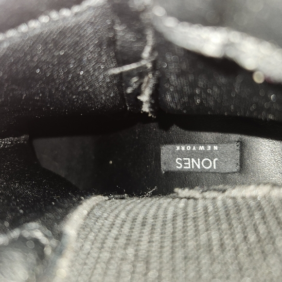 Jones New York Womans Black "Gillie" Ankle Boot Size 10 - Picture 6 of 9